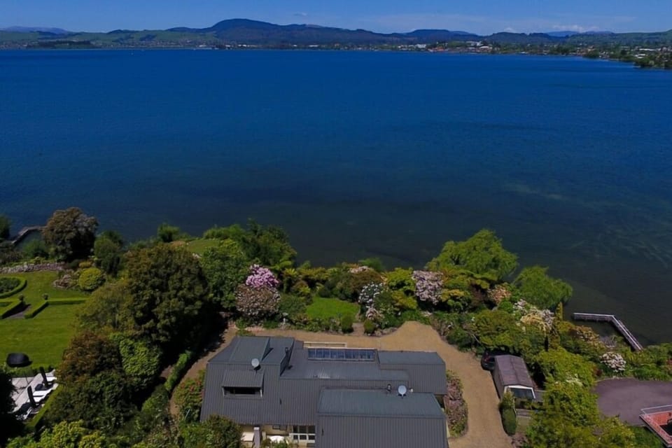 View from behind the house to Lake Rotorua and the City