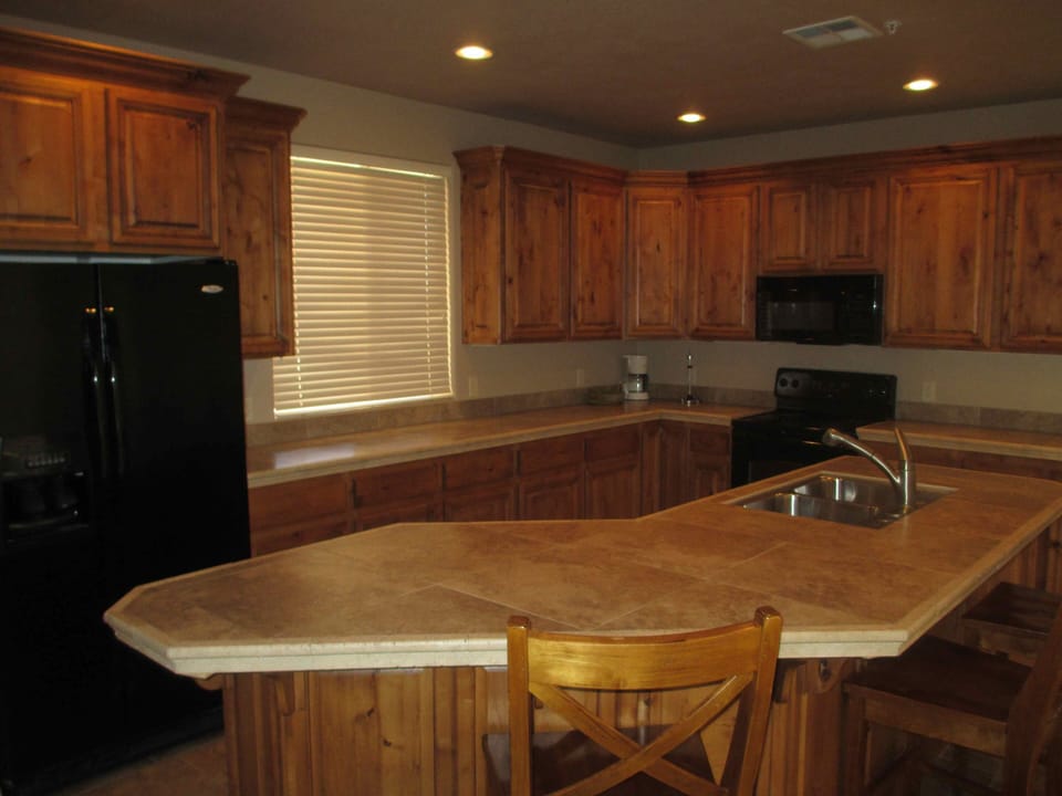 gourmet kitchen