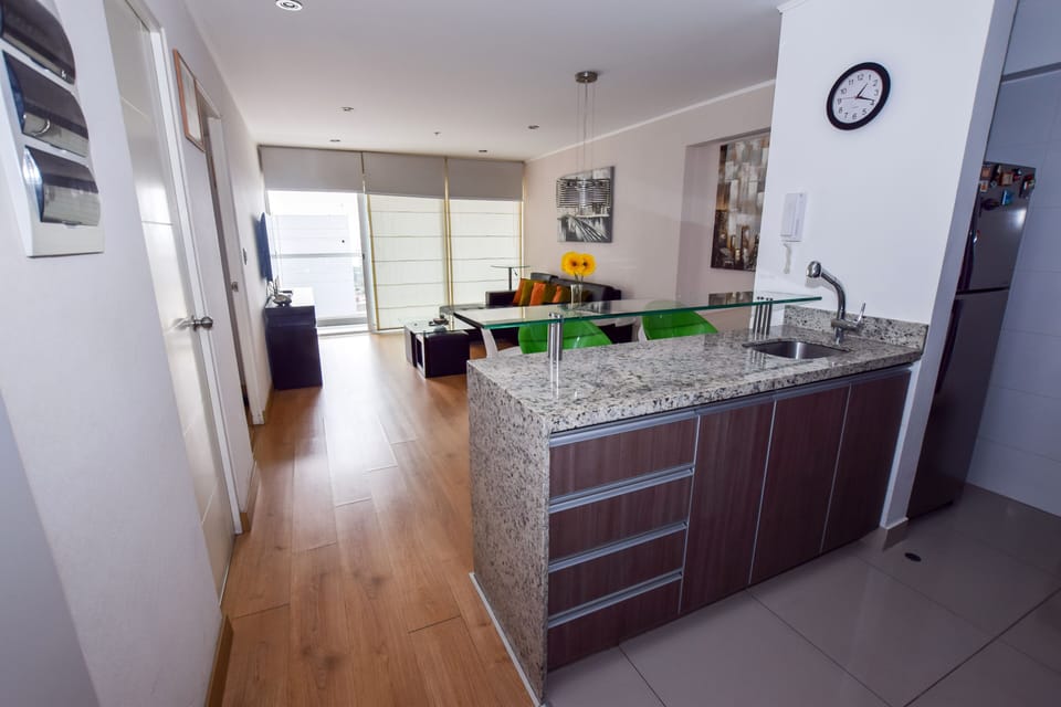 Luxury Dinig room / Living room with Smart TV.