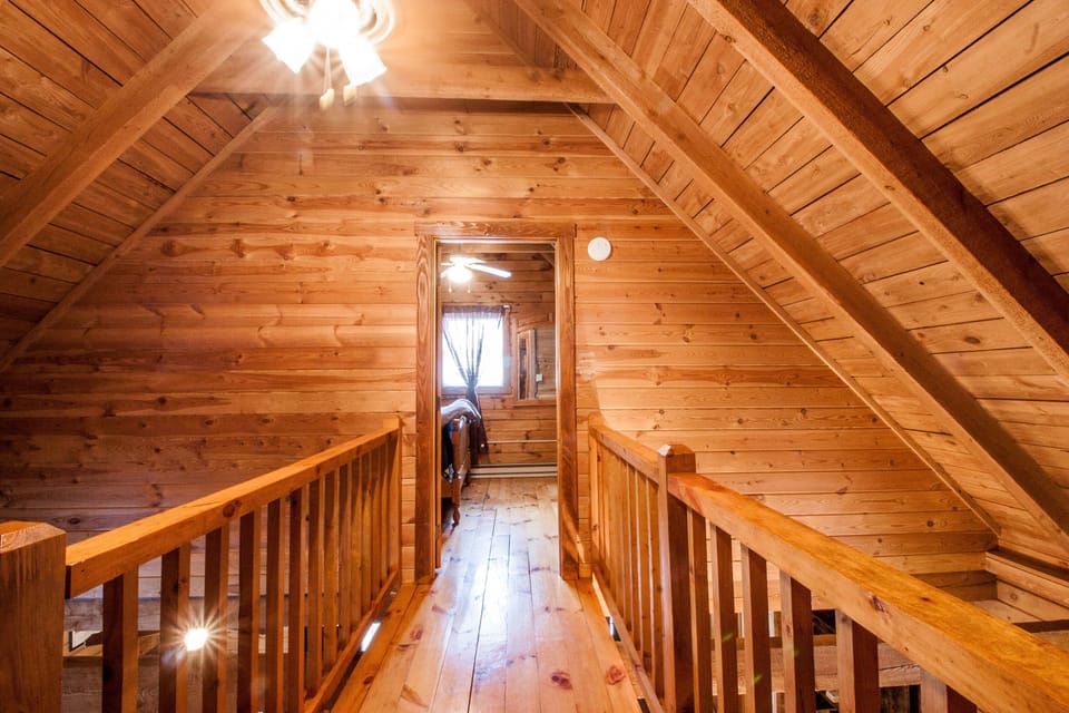 Upstairs catwalk - a fun feature