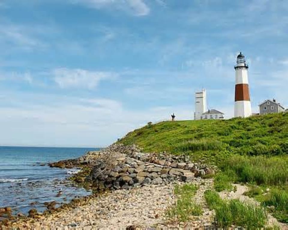 Take a scenic drive to the iconic Montauk Lighthouse