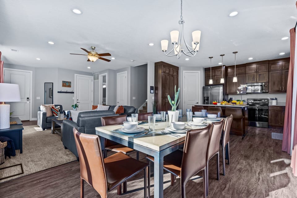 Dining Area with Seating for 8 with incredible views!