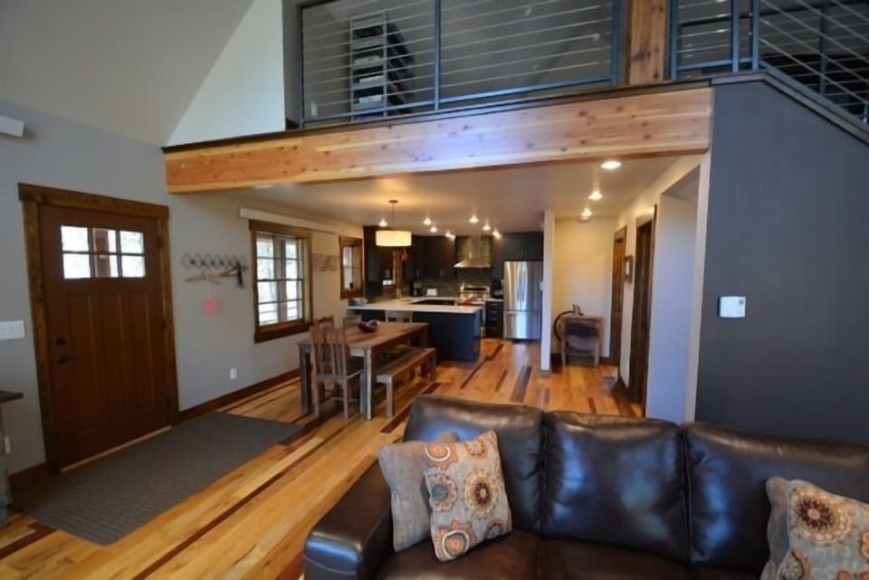 Main Level Entry