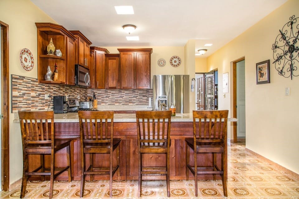 Additional Dining Area