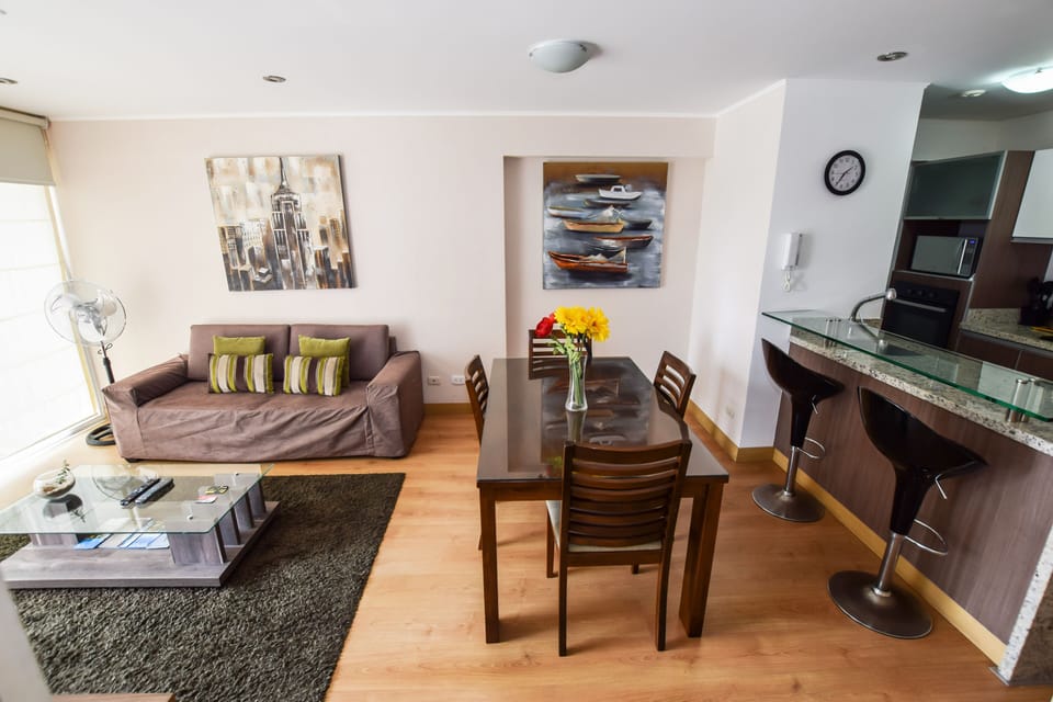 Luxury Dinig room / Living room with Smart TV.