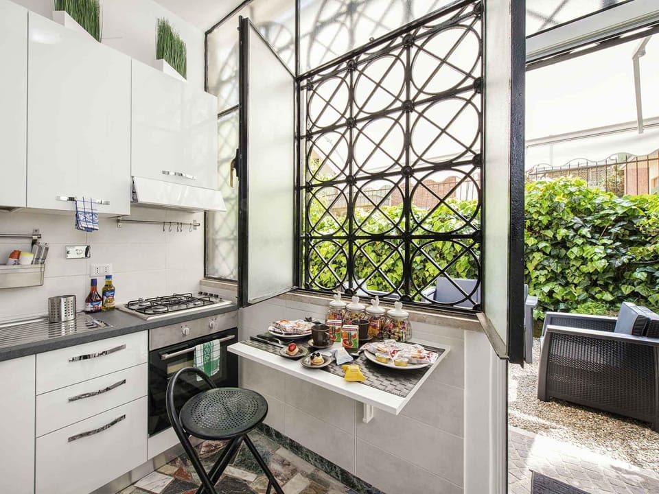 Door on the private garden from the kitchen
