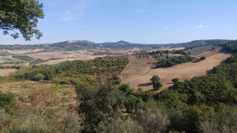 Villa Mulinello, secluded, panoramic view over Montepulciano valley. House in Tuscany
