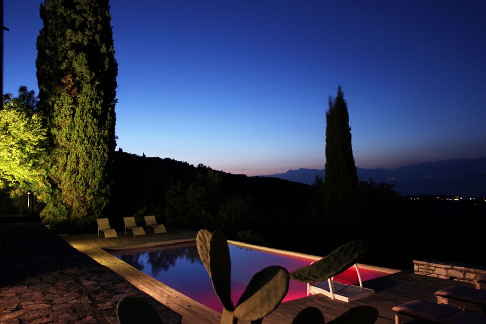 Swimming pool with multiple color lightning system.