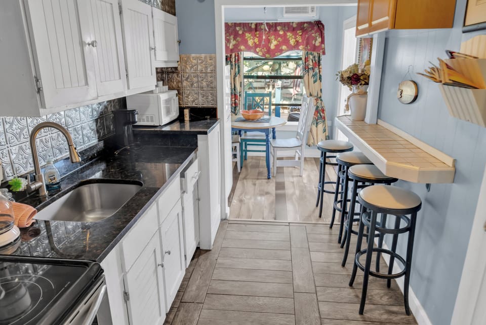  1925 Galley Kitchen with Granite tops