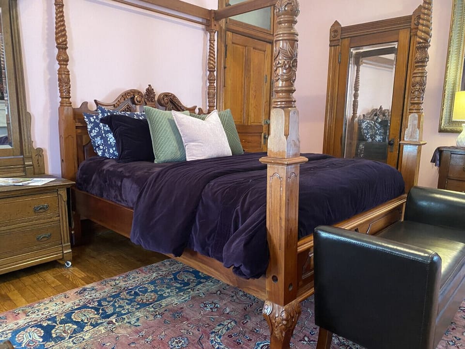 Lincoln Bedroom