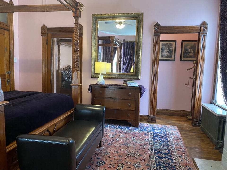 Lincoln Bedroom