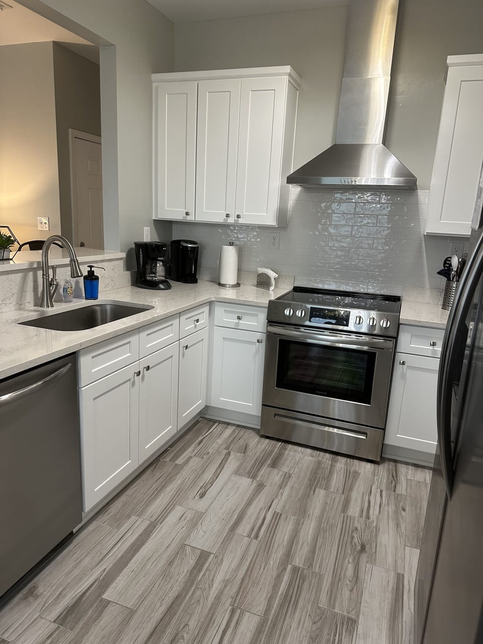 Full Kitchen
