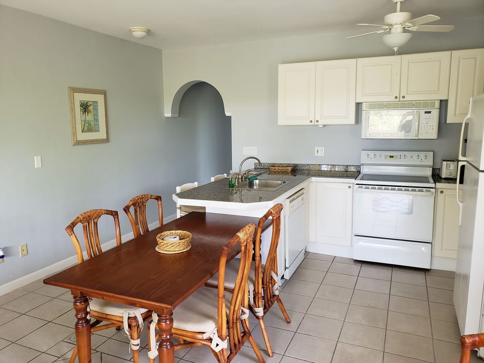 Fully equipped kitchen area.