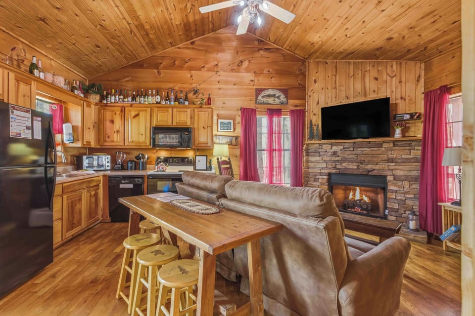 Living and Kitchen Areas
