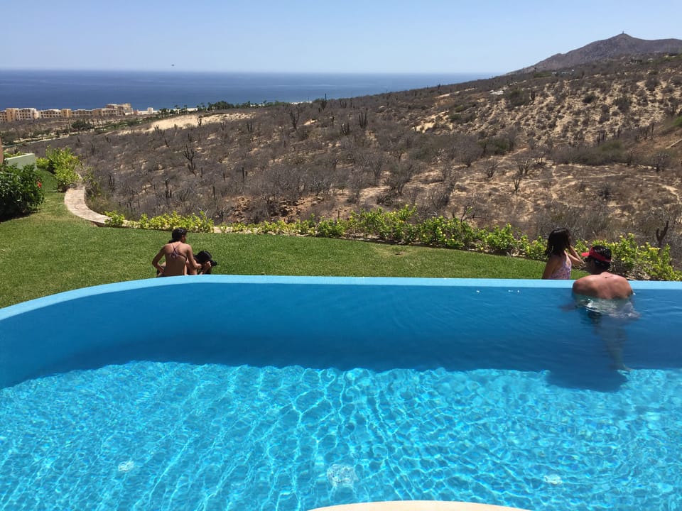 Great outdoor spaces for entertaining & being together with friends!