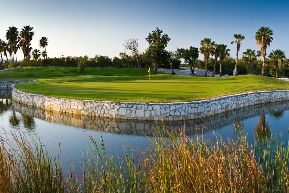 Provo Golf, Tennis, Picke Ball less than 5 mins drive away in Leeward