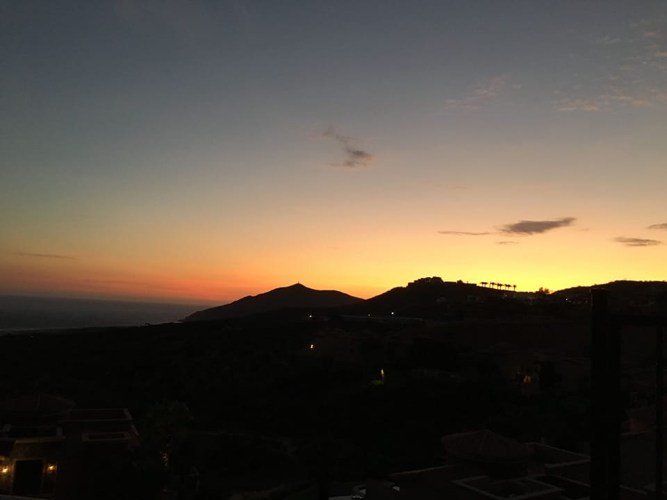 A late August sunset over the lighthouse, Quivira course and amazing views!