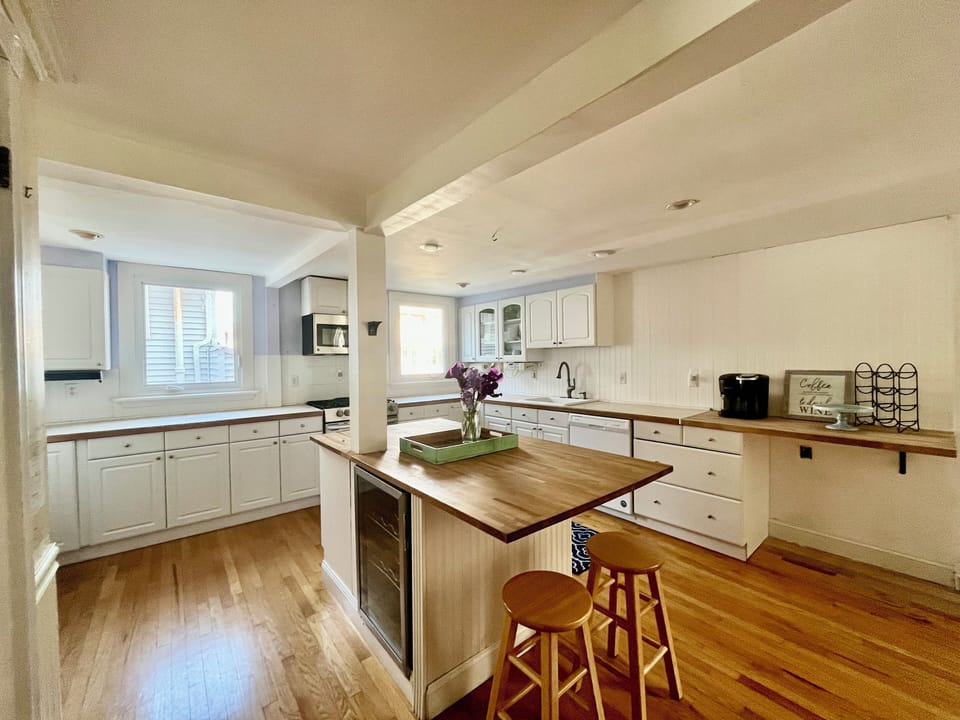 Kitchen island