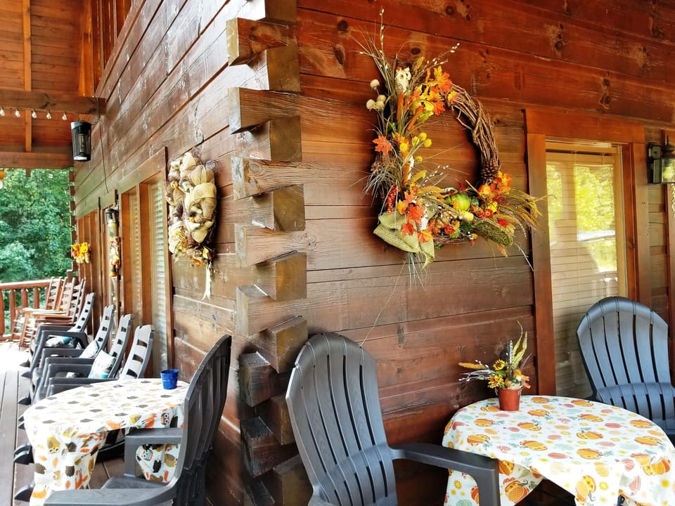 Some of the many decorations that our mother made and loved to put up for guests