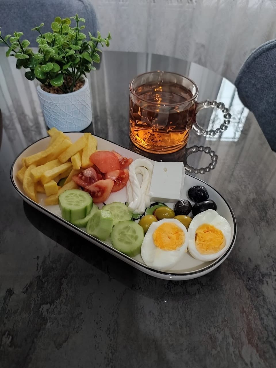 Daily continental breakfast for a fee