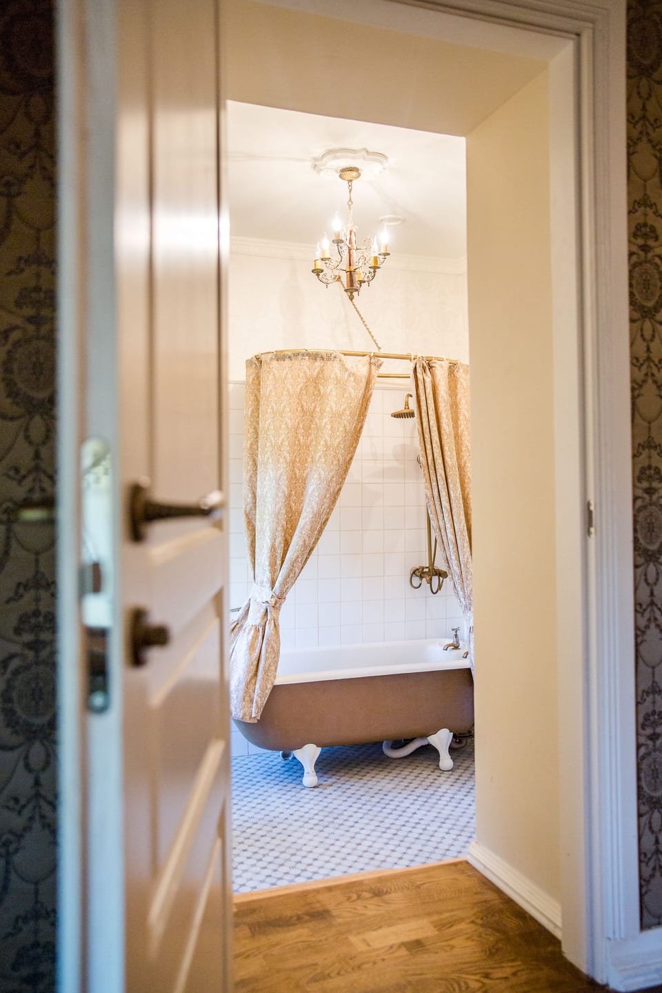 Luxury Double Room, 1 Queen Bed, Non Smoking | Individually decorated, individually furnished, desk, blackout drapes