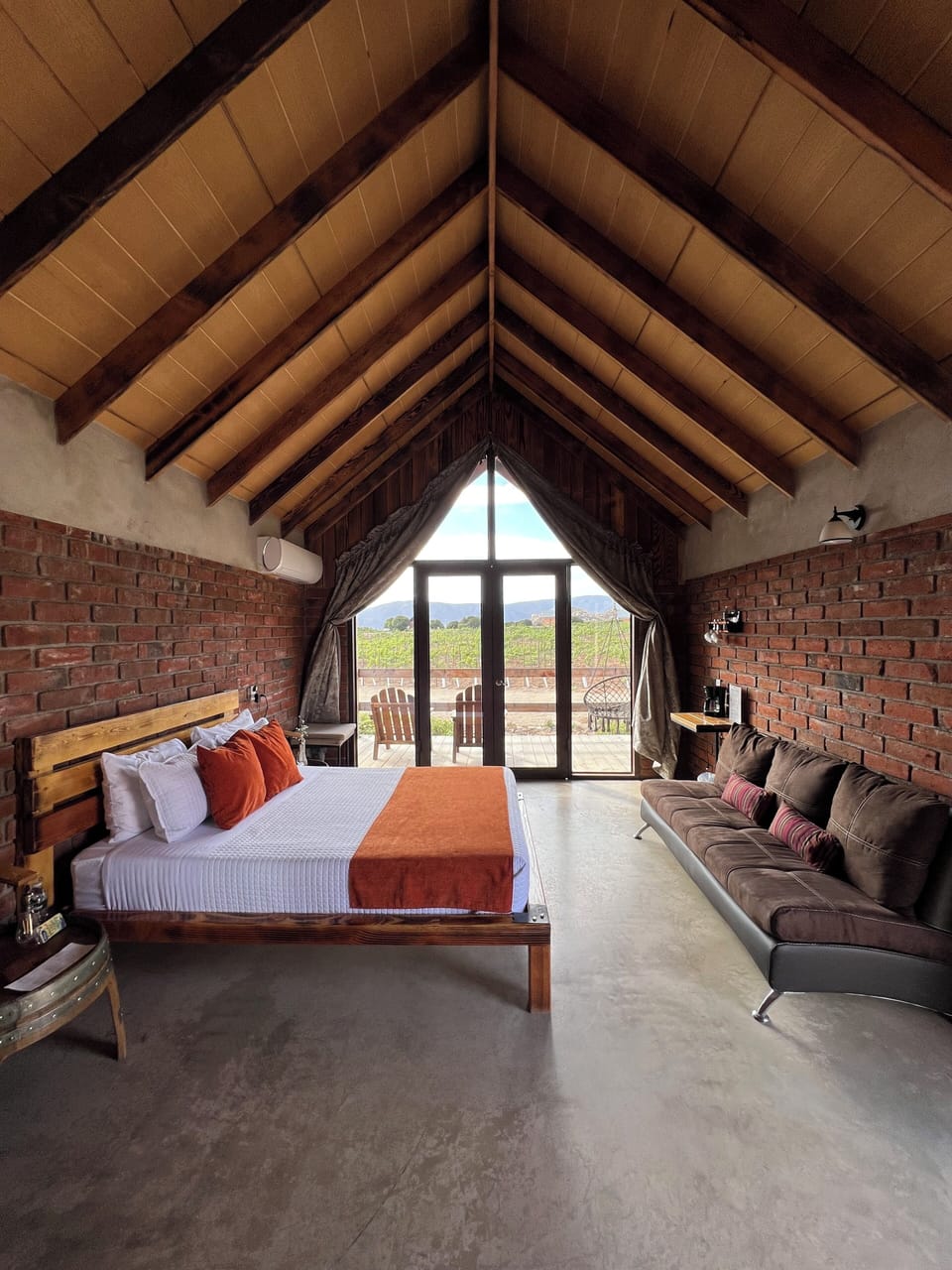 Classic Cabin, 1 Queen Bed, Non Smoking | Blackout drapes, iron/ironing board, free WiFi, bed sheets