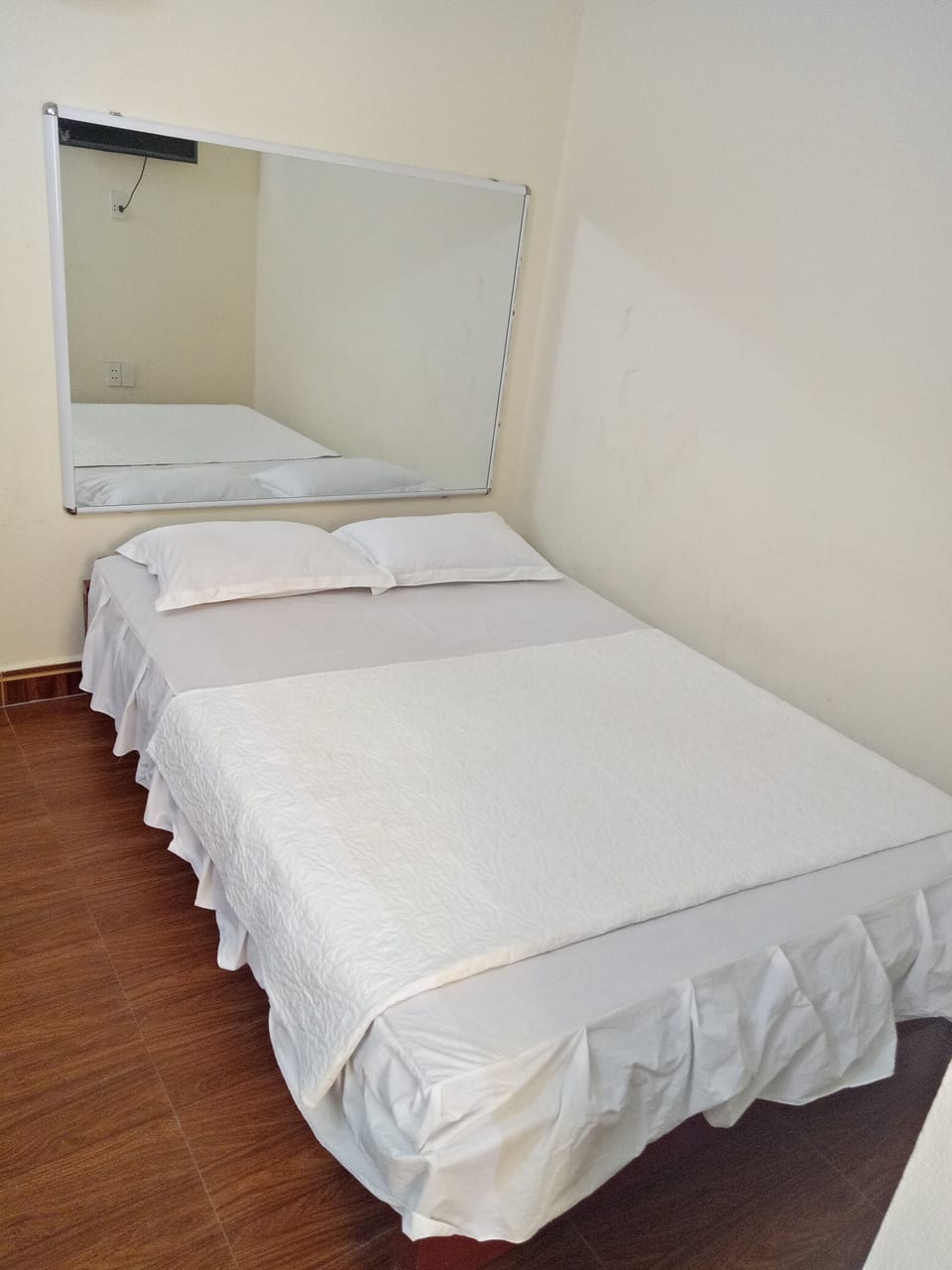 Double Room | In-room safe, desk, free WiFi