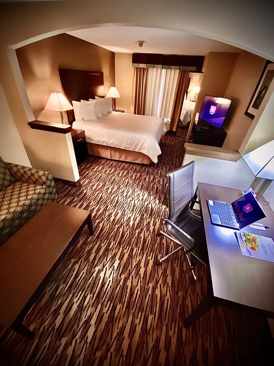 Room, 1 King Bed, Non Smoking, Refrigerator & Microwave | Premium bedding, desk, blackout drapes, iron/ironing board