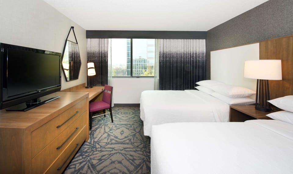 1 bedroom, premium bedding, pillowtop beds, in-room safe