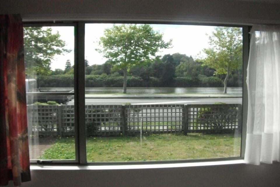 lounge view