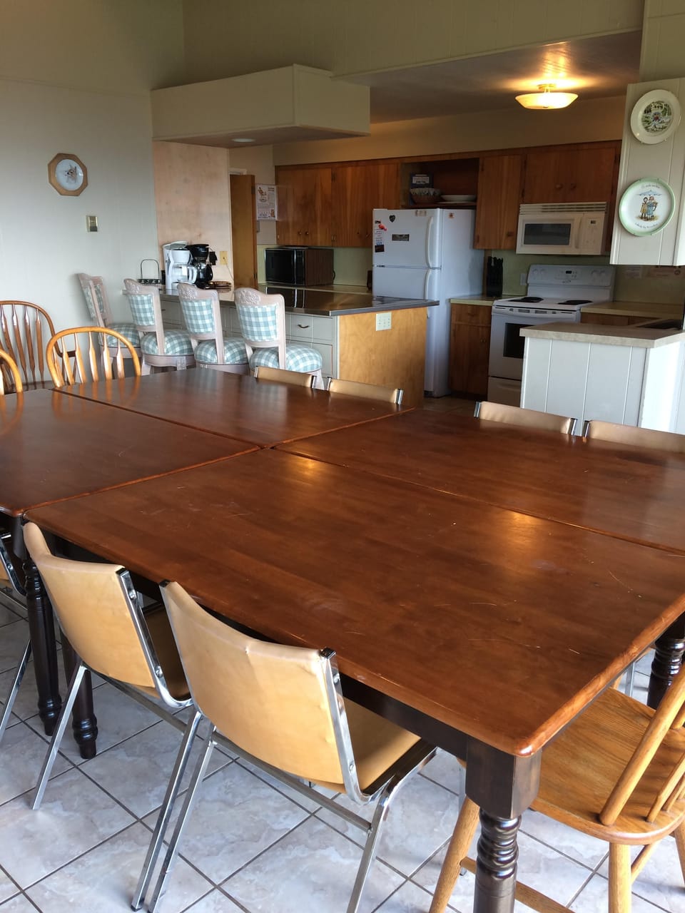 Lots of table space and more tables and chairs elsewhere.