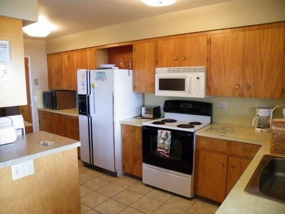 FULL KITCHEN - LOTS OF COUNTER TOP.  GREAT FOR SHARED COOKING.