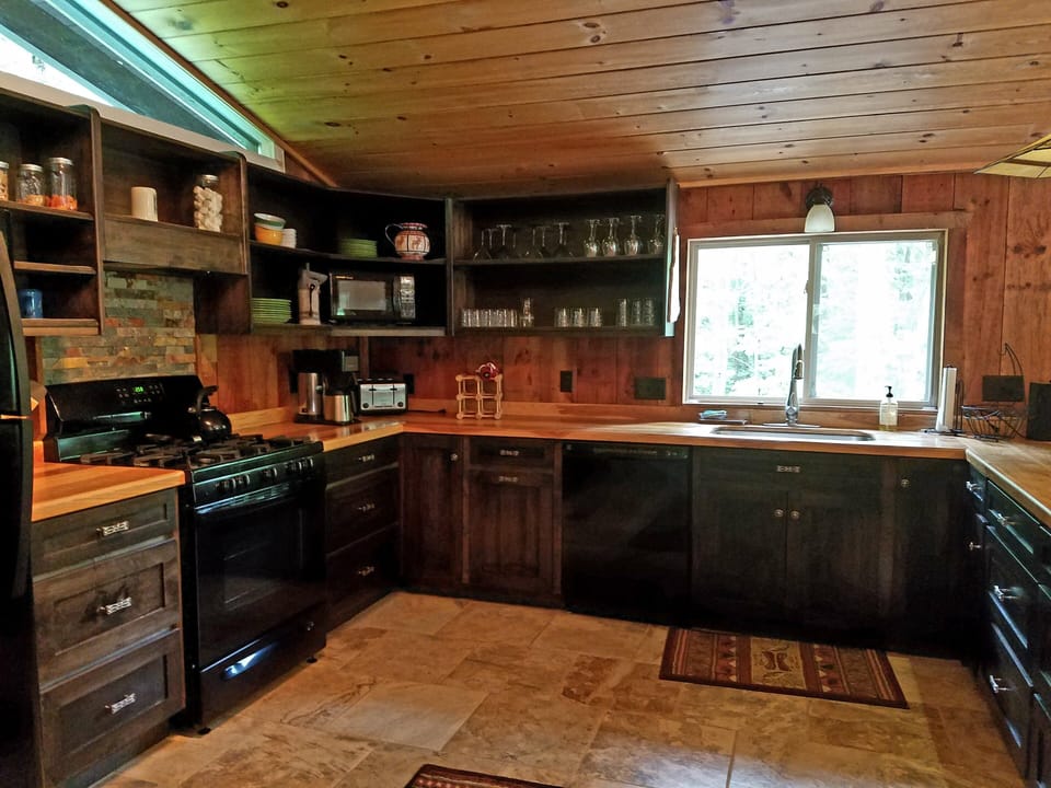 Large open Kitchen comfortably equipped