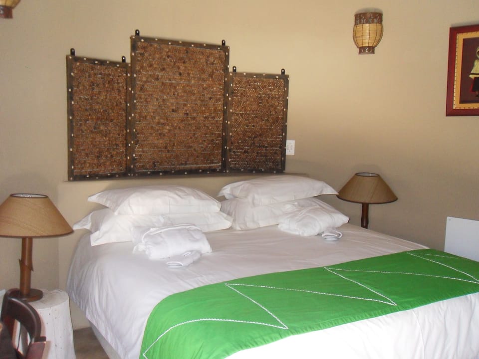 Luxury Chalet, Garden View | 1 bedroom, in-room safe, individually decorated, individually furnished