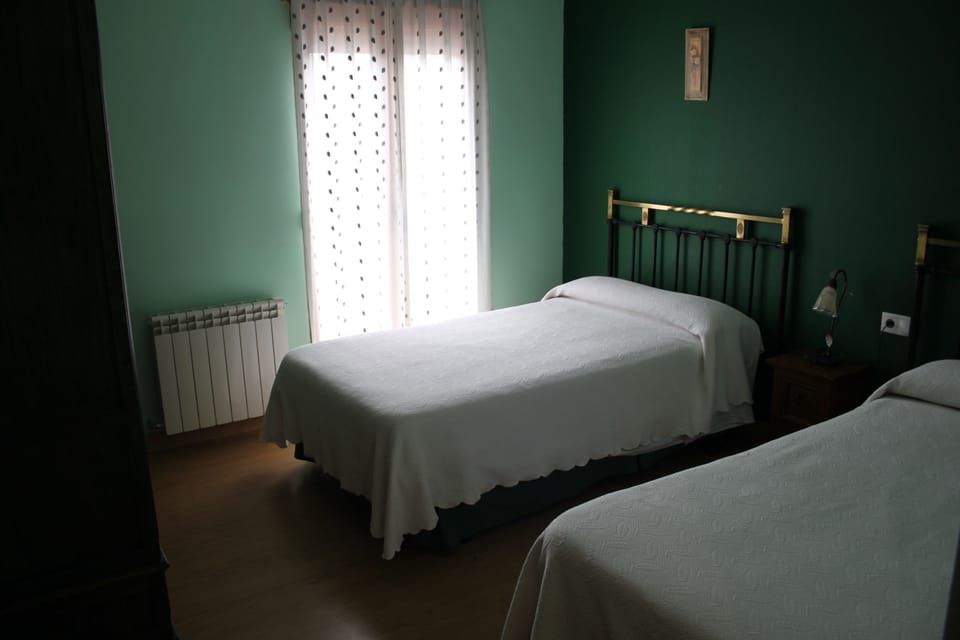 Apartment, 4 Bedrooms, Private Bathroom | Iron/ironing board, free cribs/infant beds, free WiFi, bed sheets