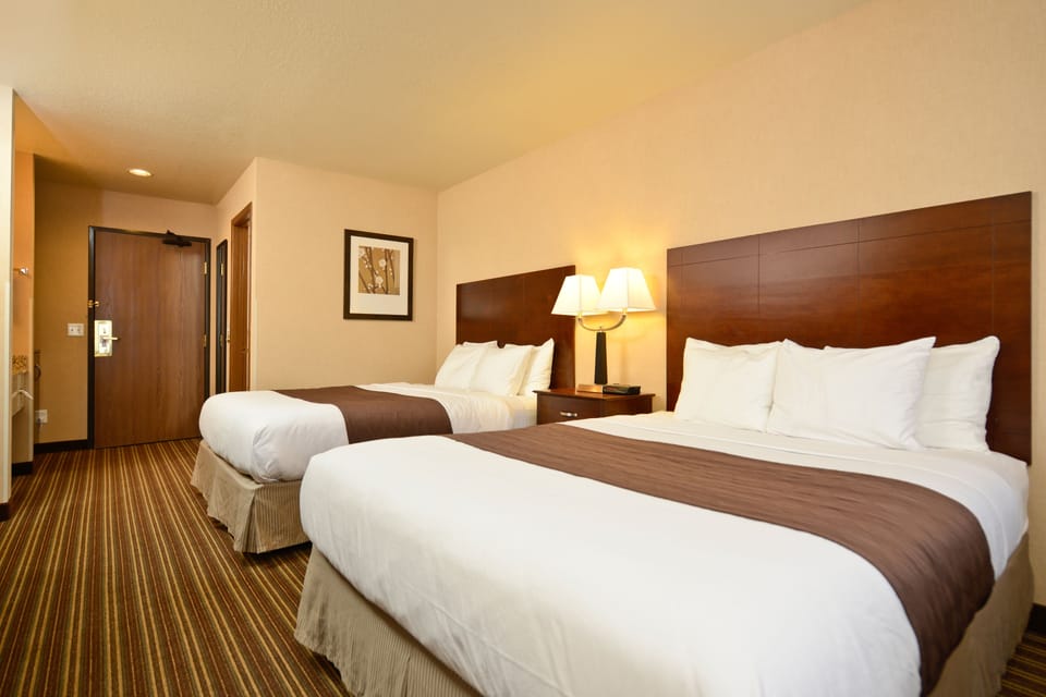 In-room safe, desk, blackout drapes, iron/ironing board