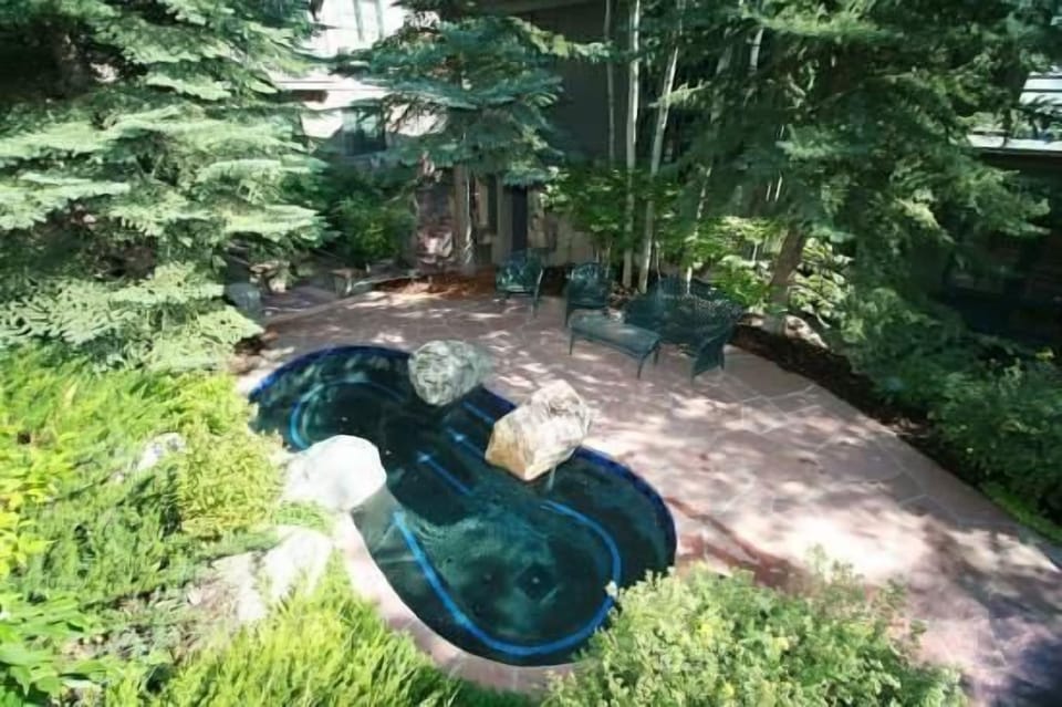 Townhome, 4 Bedrooms | Property grounds