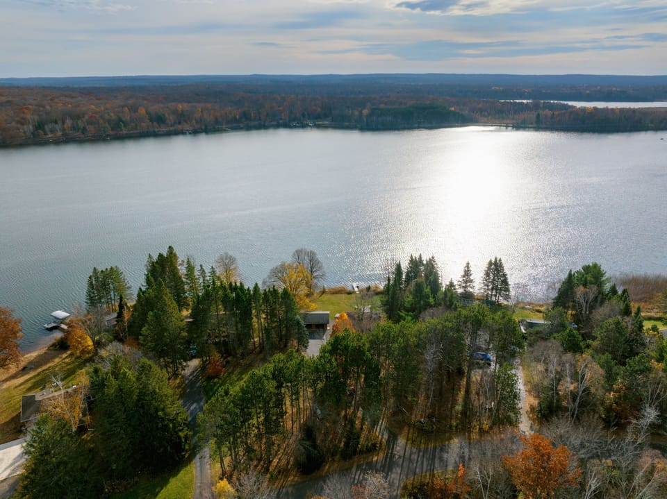 House, 4 Bedrooms | Aerial view