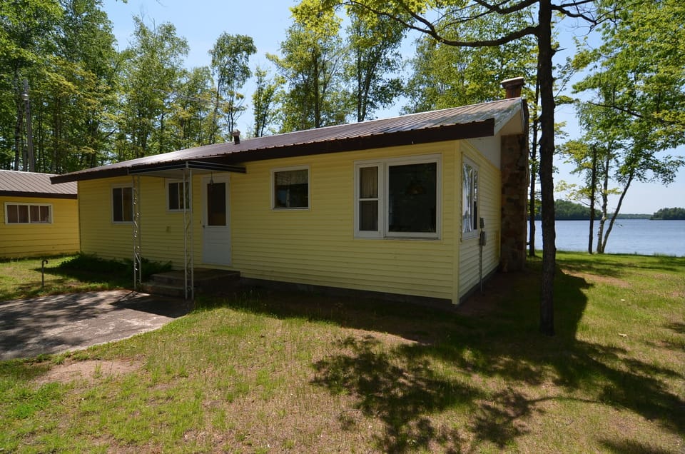 House, 2 Bedrooms | Front of property