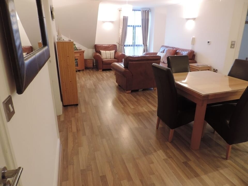 Luxury Apartment, Private Bathroom, Sea View | Lounge