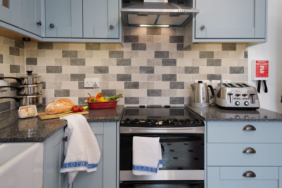 Windyrig - kitchen close up