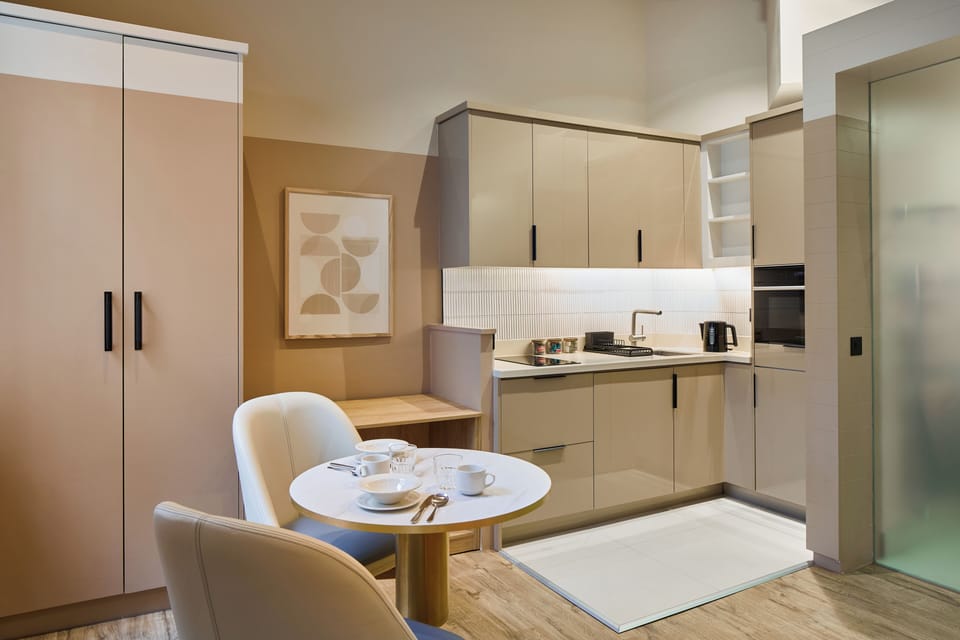 Private kitchenette
