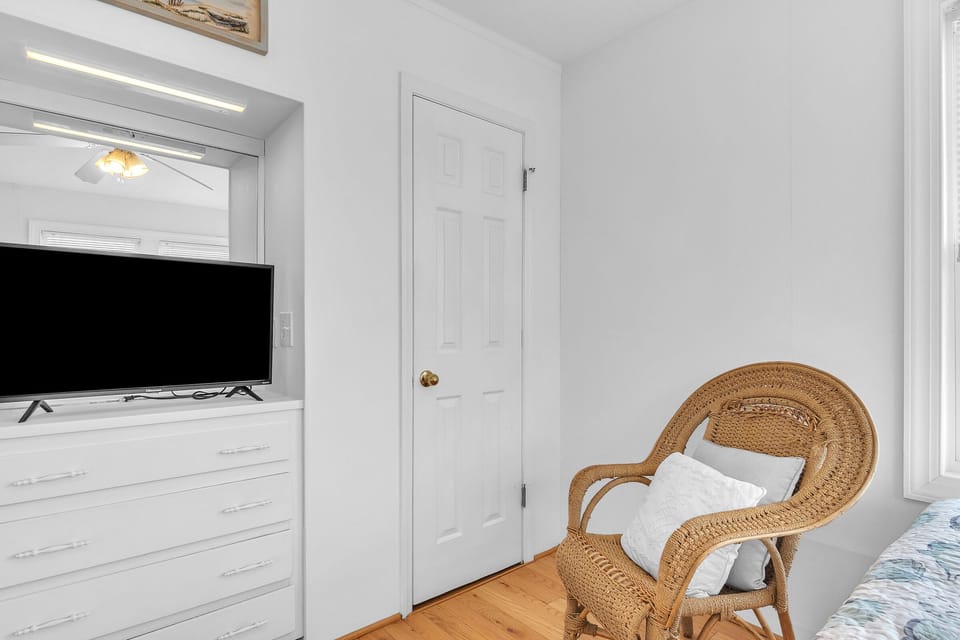 Bedroom #4 - Northwest