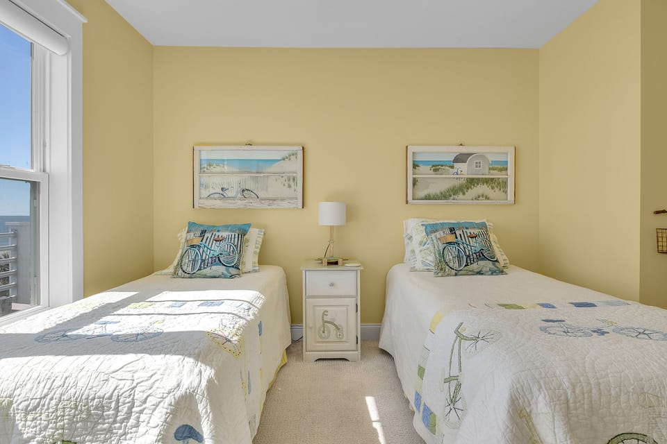 Oceanfront Bedroom #3 - 2nd Level South