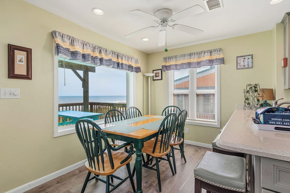 Dining Area - 1st Level Southwest
