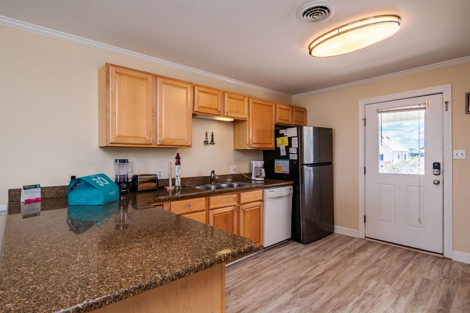 Kitchen - North
