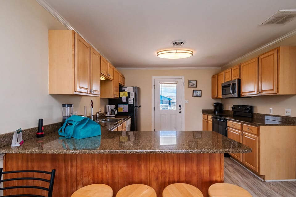 Kitchen - North