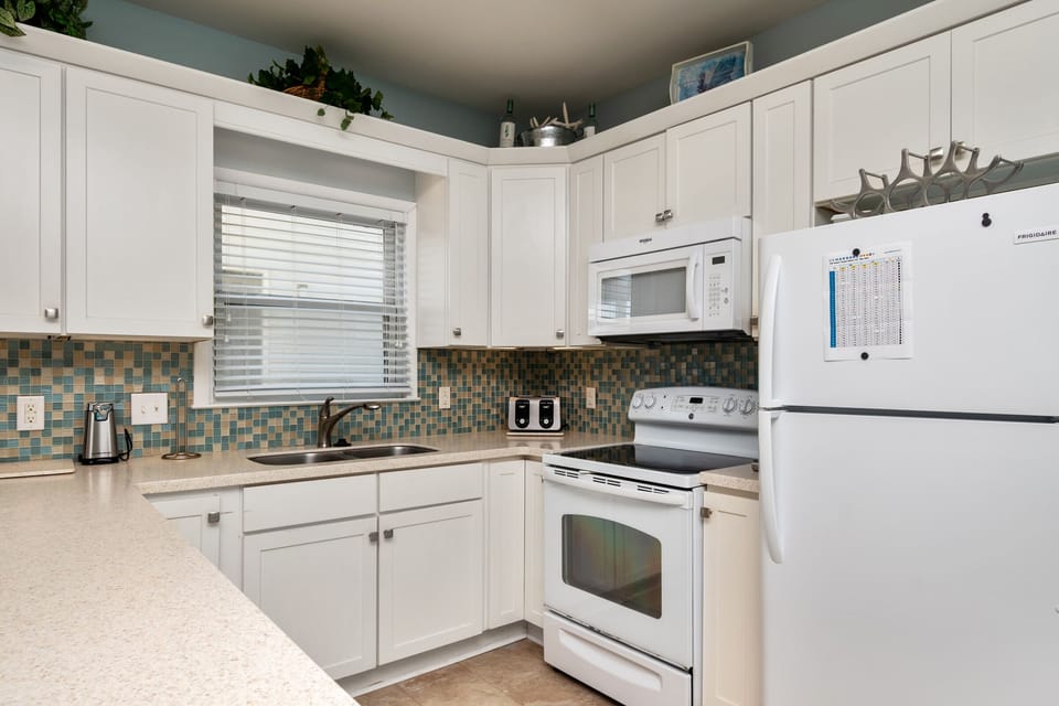 Kitchen - 1st Level West