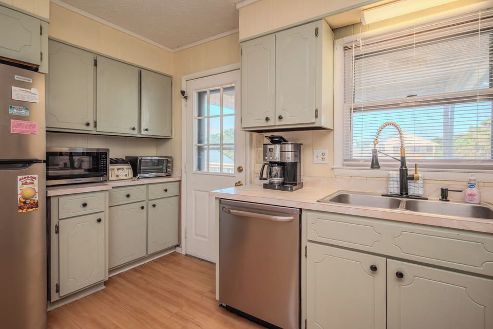 Kitchen - 1st Floor Northeast