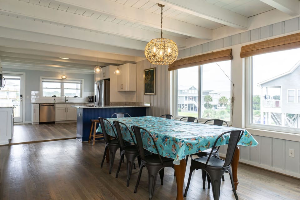 Dining Area - 1st Level East